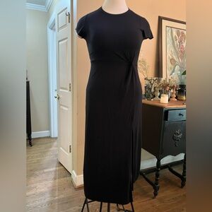 Loft Black Maxi dress
Large Petite
Length -52”